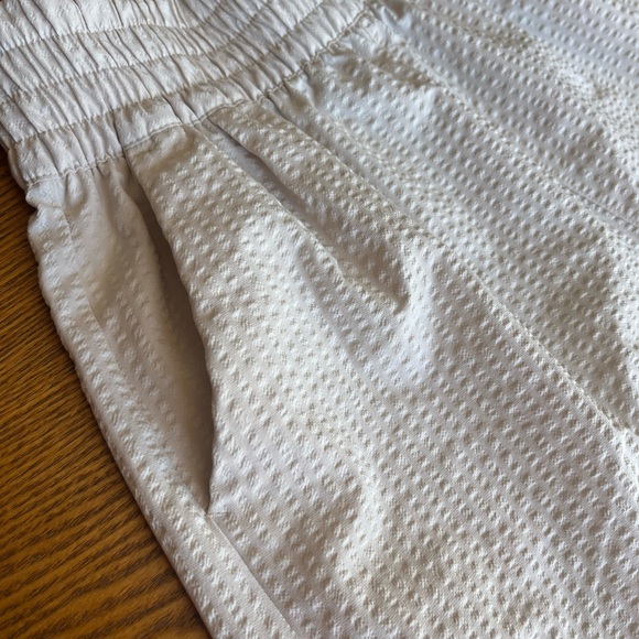 Vuori Villa Textired Short - Milkweed - Women’s Size Small - Picture 6 of 14